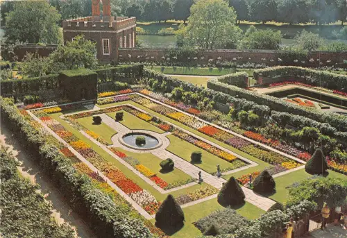 uk44911 hampton court palace middlesex uk