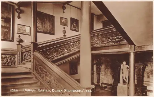 uk25123 schwarze Treppe Durham Castle Echtfoto UK