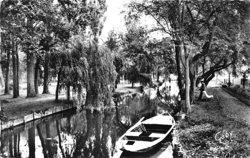 BR5371 Pacy Sur Eure Les Rives de l Eure france