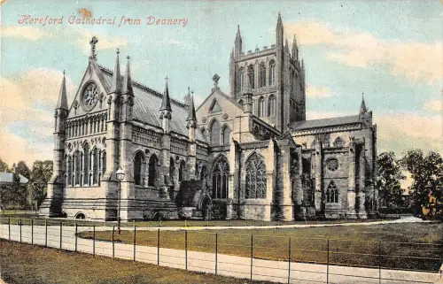 uk26268 hereford cathedralfrom deanery uk