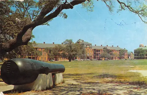 uk7709 lincoln gun and parade ground fort monroe old point comfort virgina uk
