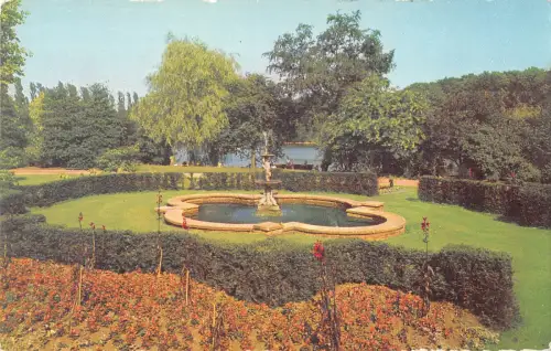 uk7339 fountain arboretum walsall uk