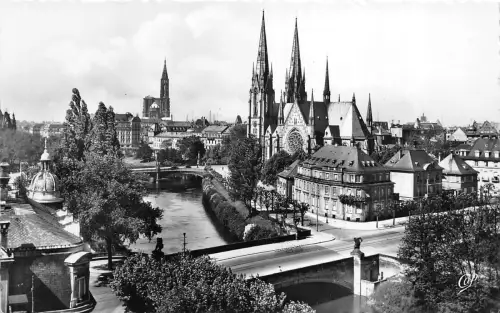 BR39166 L Eglise saint paul et la cathedrale Strasbourg l Frankreich