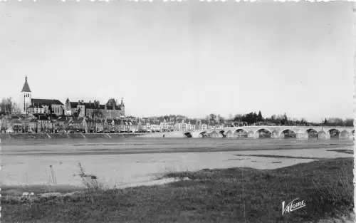 BR28395 Gien des bords de la loire france