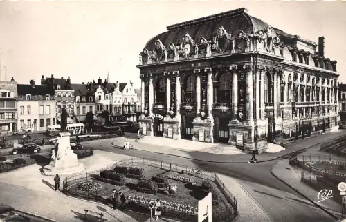 BR7004 Calais La Place du Theatre france