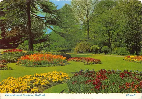 uk43624 embankment gardens bedford uk