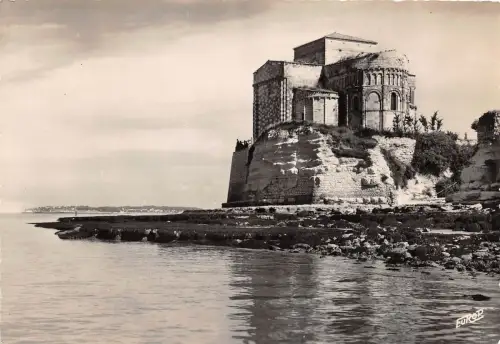 BR29011 talmont l eglise de style roman france