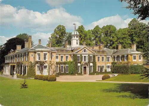 uk5478 polesden lacey dorking uk