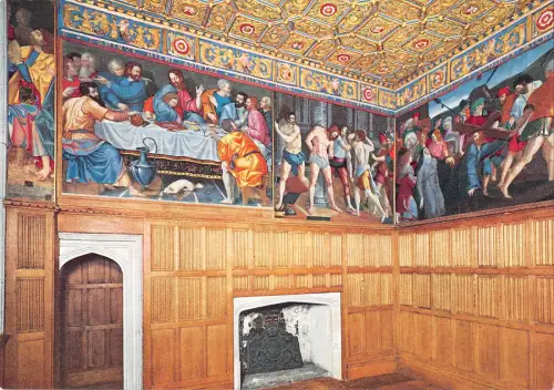 uk5323 hampton court palace wolsey closet uk