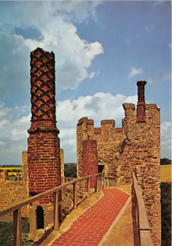 uk46604 framlingham castle suffolk uk