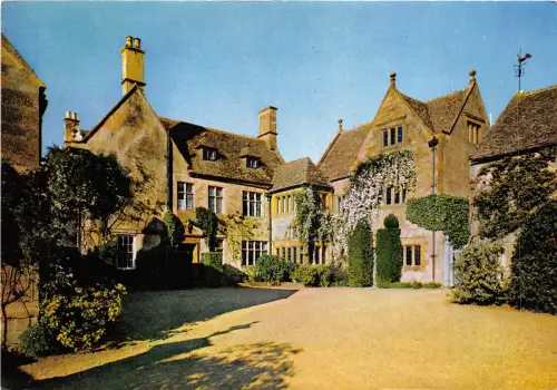 uk47086 hidecote manor gardens hidecote bartrim gloucestershire uk