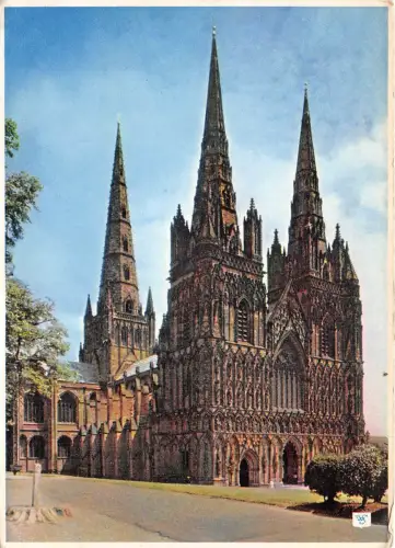 uk45218 west front lichfield cathedral uk