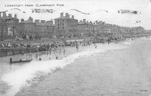 uk2582 lowoft from claremont pier real photo uk