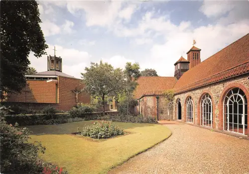 uk44364 sunh garden shrine of our lady of walsingham uk