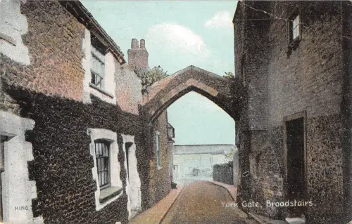 uk26766 york gate broadstairs uk