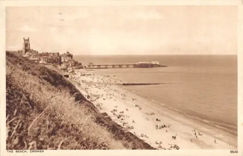 uk27069 the beach cromer real photo uk