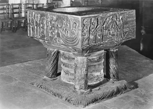uk5065 winchester cathderal uk