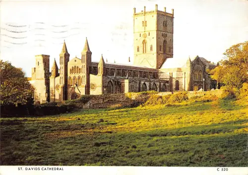 B87742 St Davids Cathedral Wales