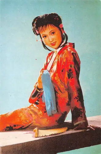 BR102774 Shi Xiang Yun Geisha Typen Folklore Kostüme Porzellan