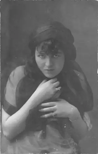 B23876 Tres Belle Famme Glamour Frau