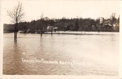 BR98367 Themse Seitenpromenade während Hochwasser 1915 Echtfoto London UK