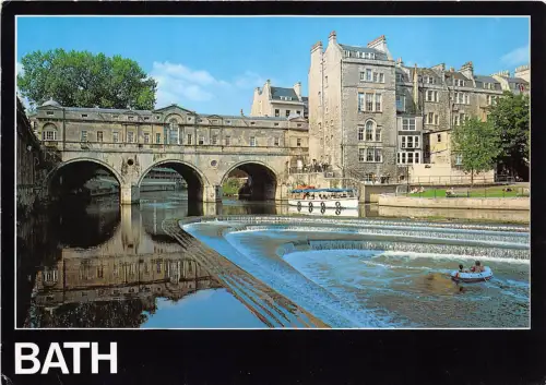 B86934 Bath Pulteney Bridge and the River Avon UK