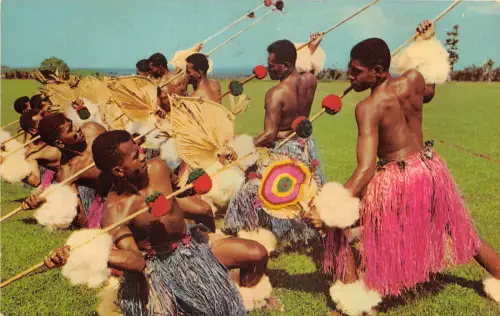 Lot 32 Meke Wesi Speertänzer Typen Folklore Fidschi