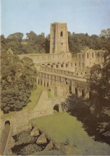 B87464 Fountains Abbey Yorkshire UK