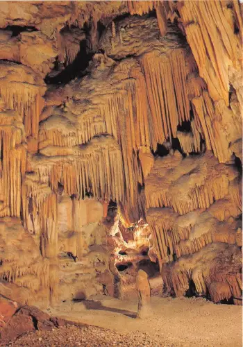 B68645 Italia Bari Grotte di Castellana italy