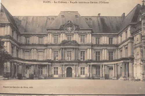 BF5055 blois le chateau facade inteieure gaston d prlean france Frankreich