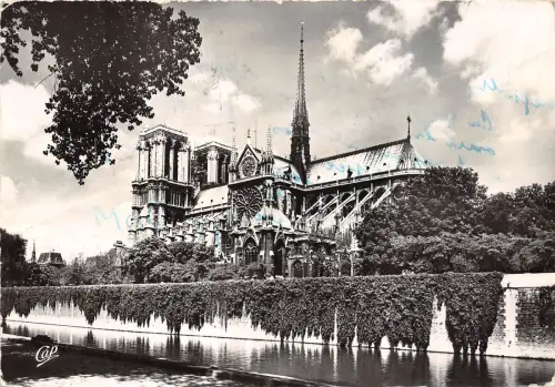 B73233 Paris notre dame l abside France