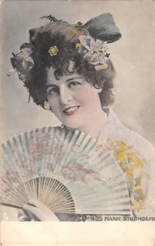 BR74384 Miss Marie Studholme mit Fan Edwardian Schauspieler Filmstar UK