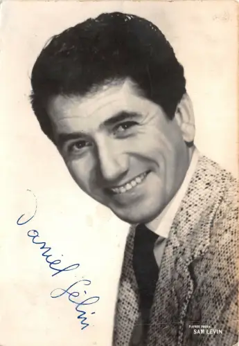 Lot292 daniel felin sam levin schauspieler film filmstar autogramm