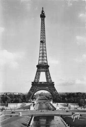 BT6241 Paris la tour eiffel France