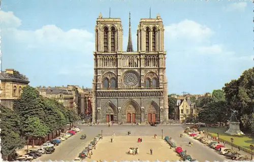 BR6909 Paris Le Parvis De Notre Dame Frankreich