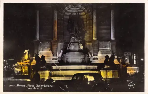 BR72200 place saint michel vue du nuit paris france