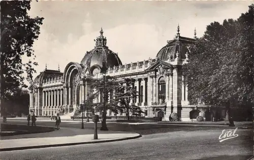 BR16758 Der Kleine Palast Paris Frankreich