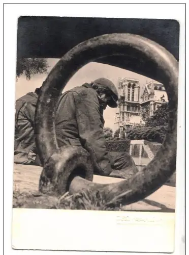 BR17988 Sous les ponts de paris france