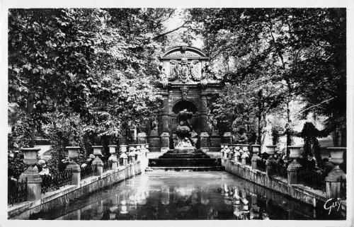 BR53577 La fontaine medicis paris Frankreich