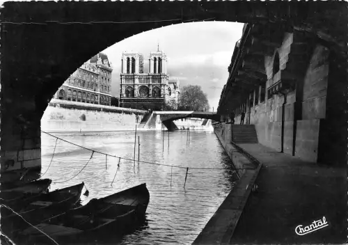 BR26997 Paris Promenade sous les ponts Frankreich