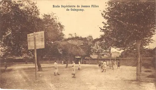 Lot 25 Highschool Mädchen Guingamp Frankreich