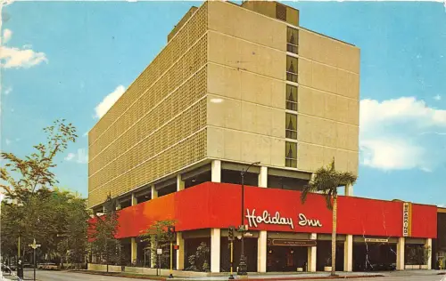 BR23652 Holiday Inn Beverly Hills California USA