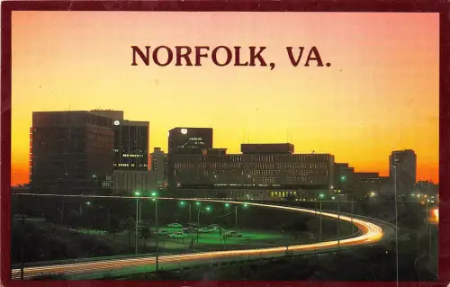 BR23451 Norfolk Virginia Die Stadt kommt bei Sonnenuntergang USA