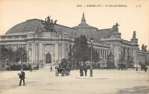 B106905 Frankreich Paris Le Grand Palais Palace Pferdekutschenfahrt