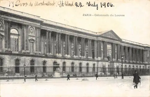 B105361 Frankreich Paris Colonnade du Louvre