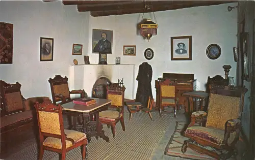 BG13949 taos living room of the kit carson home new mexico usa
