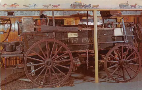 BG13963 Typen des Yellowstone Museums Airport mit Blick auf Billings Montana USA