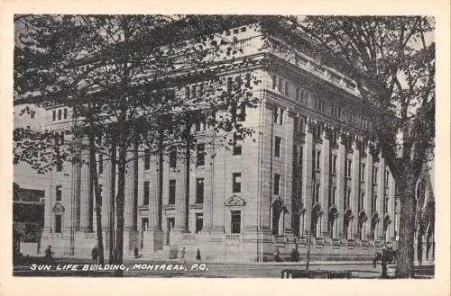 BR45648 Sonnenleben Gebäude Montreal Kanada 1