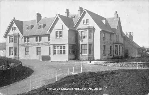 BR63944 lovat arms and station hotel fort augustus scotland