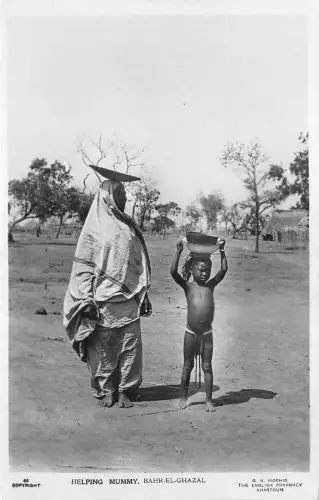 US5409 Helfende Mama Bahr El Ghazal Kinder Typen Echtfoto Sudan Afrika